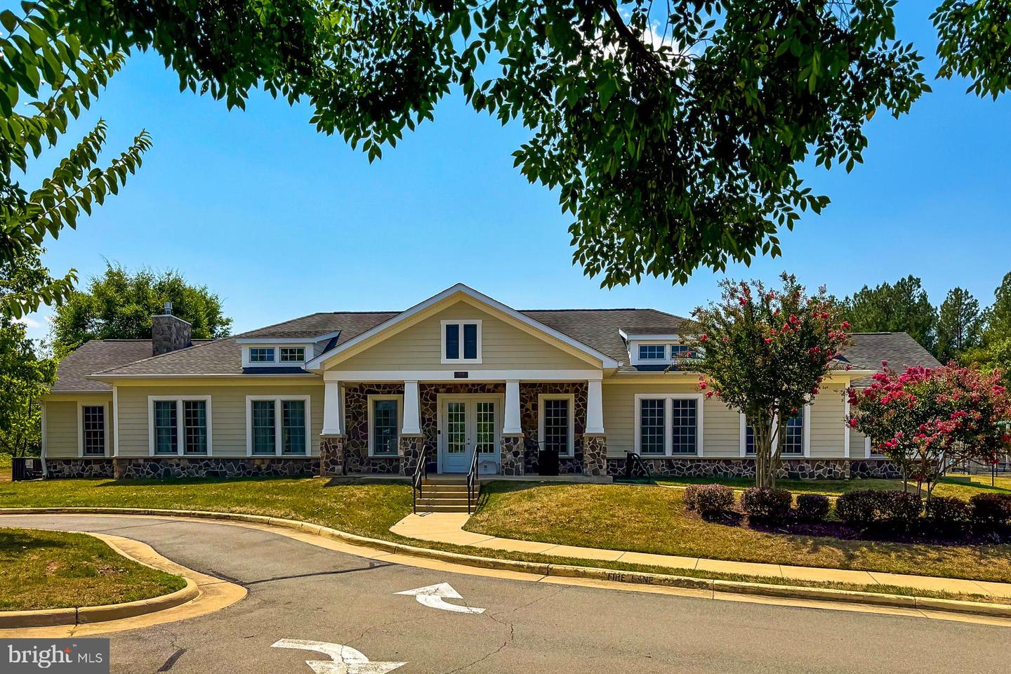 43240 Heavenly Cir
