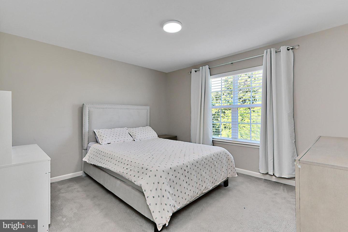 43240 Heavenly Cir