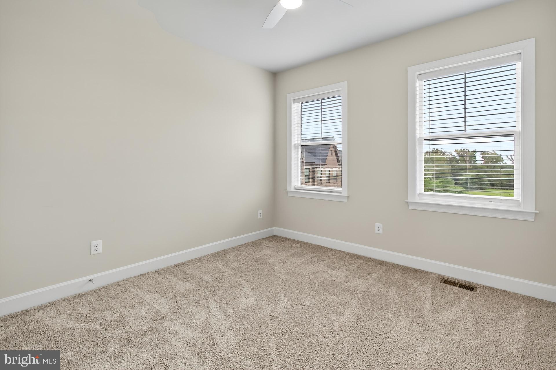 43389 RADFORD DIVIDE TER