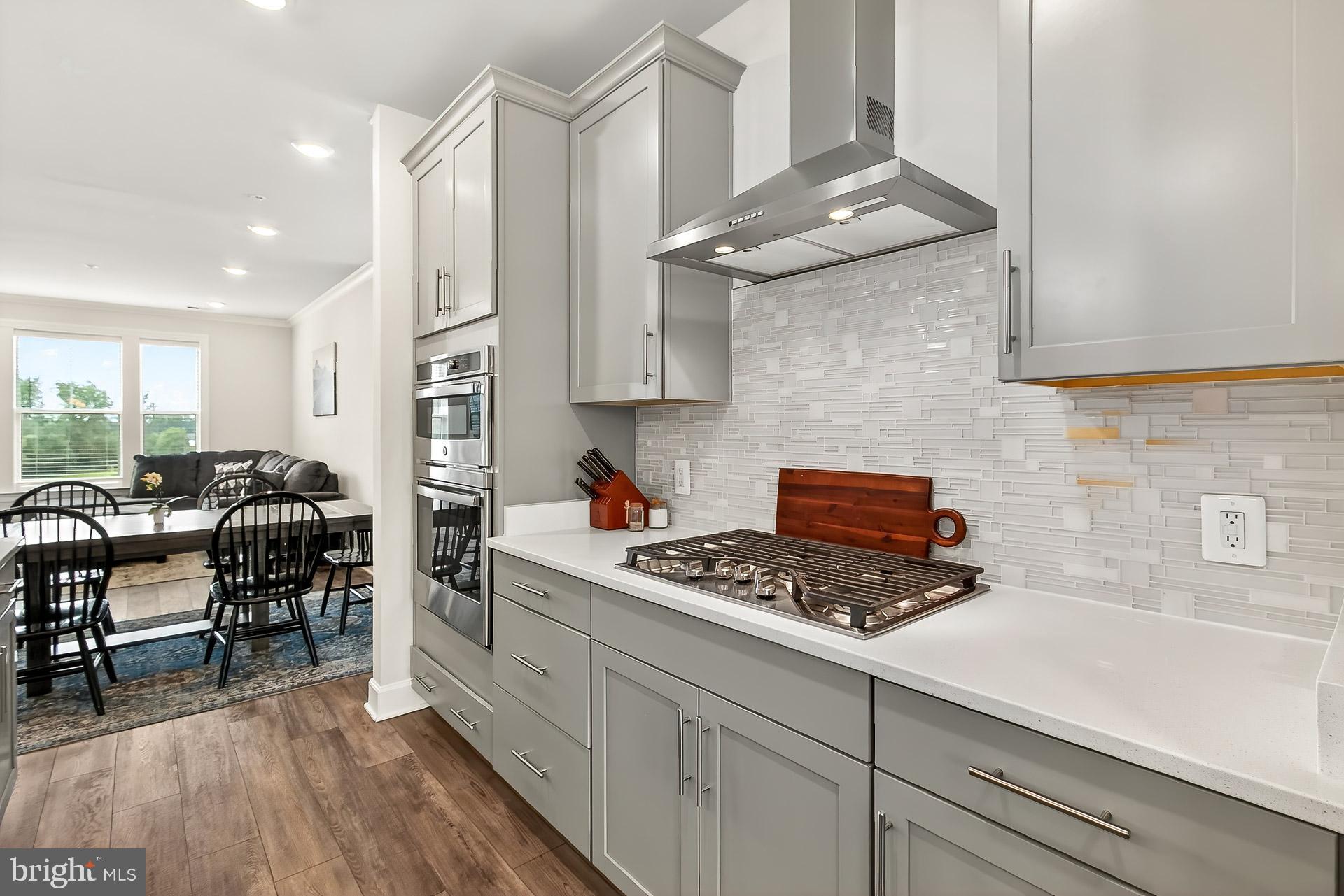 43389 RADFORD DIVIDE TER