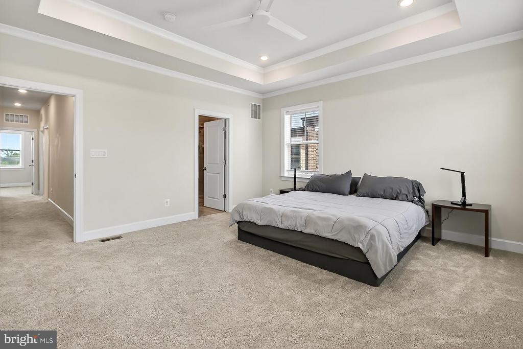 43389 RADFORD DIVIDE TER