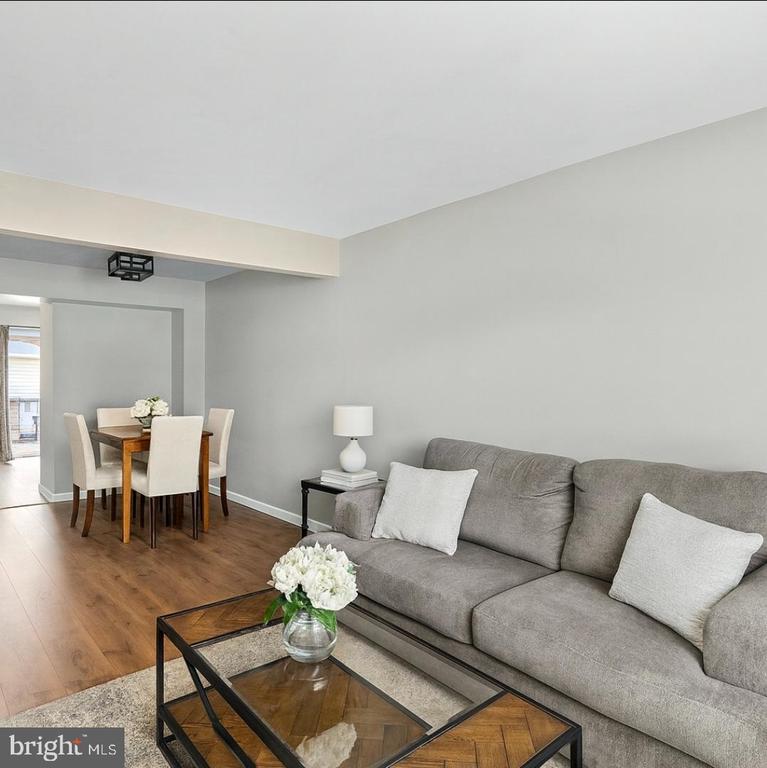 17363 AVION SQUARE
