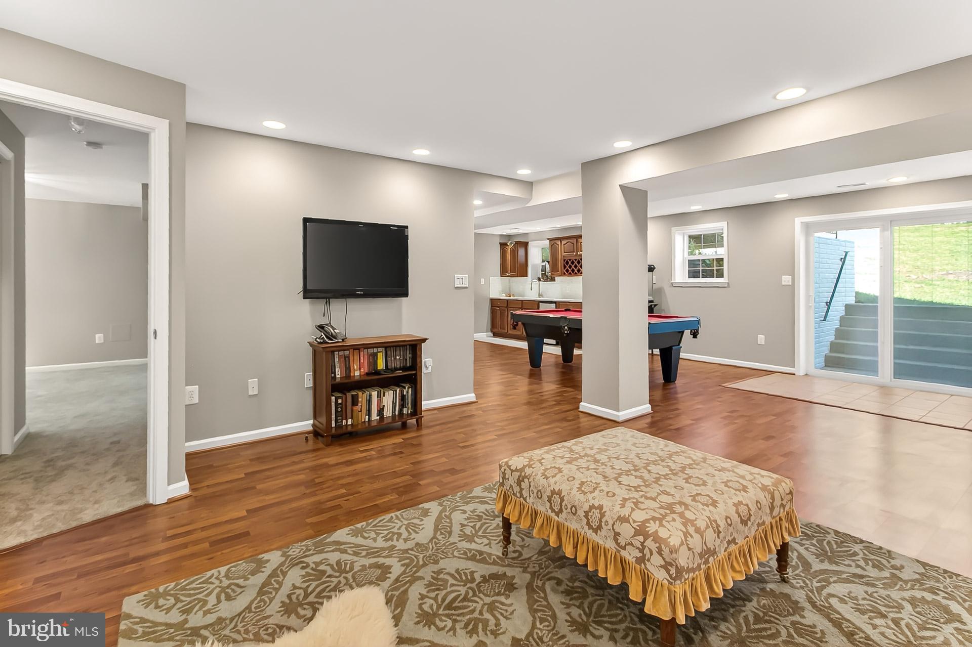 816 SANTMYER DRIVE SE
