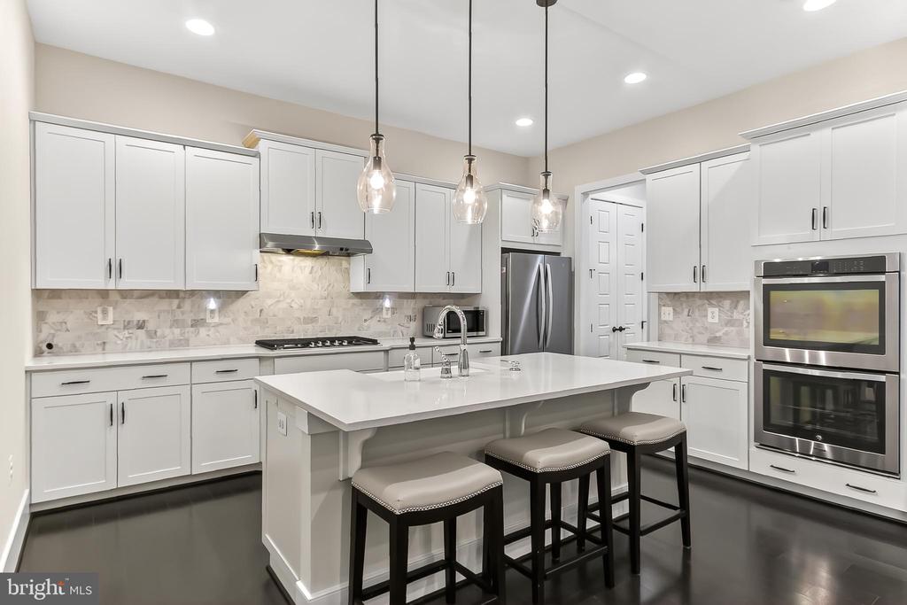 42821 BEAVER CROSSING SQUARE