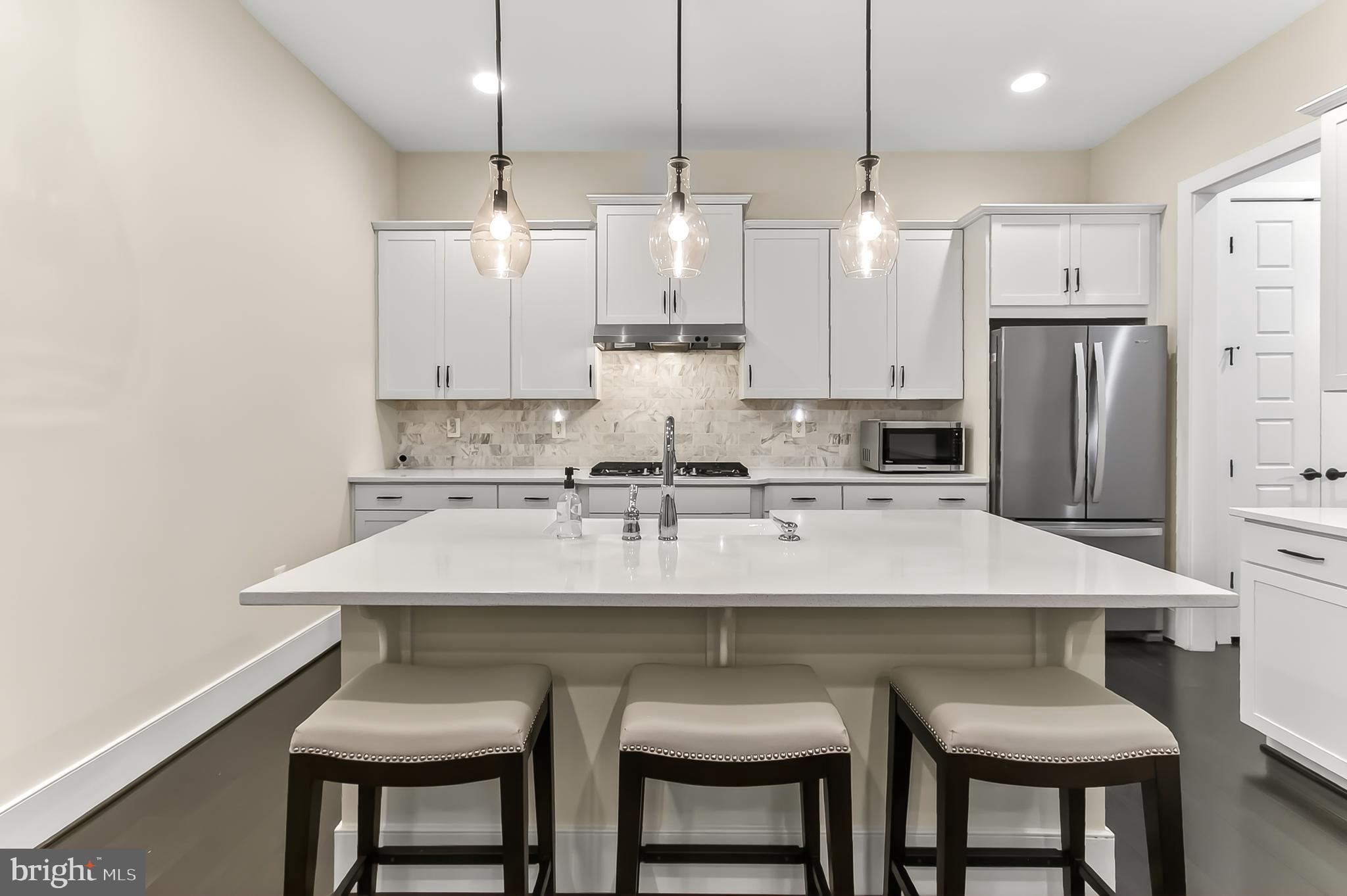 42821 BEAVER CROSSING SQUARE