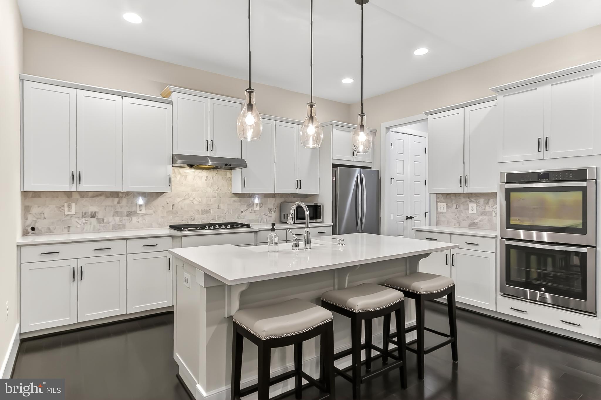 42821 BEAVER CROSSING SQUARE