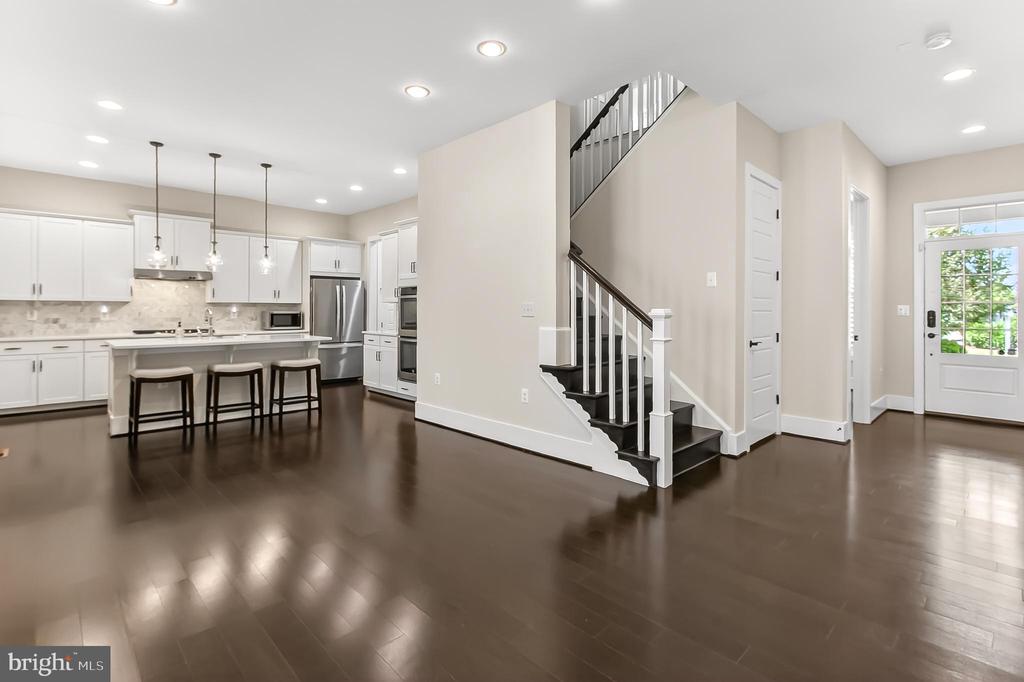 42821 BEAVER CROSSING SQUARE