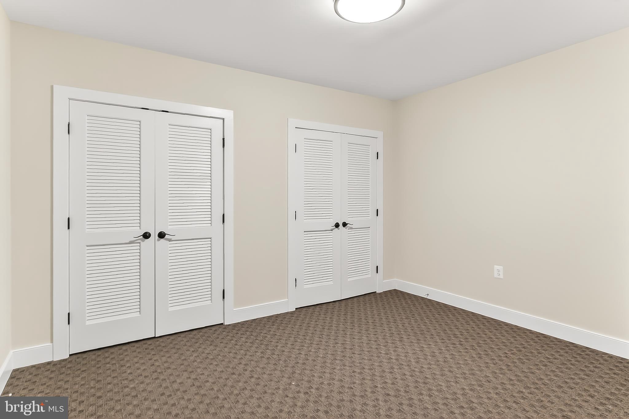 42821 BEAVER CROSSING SQUARE