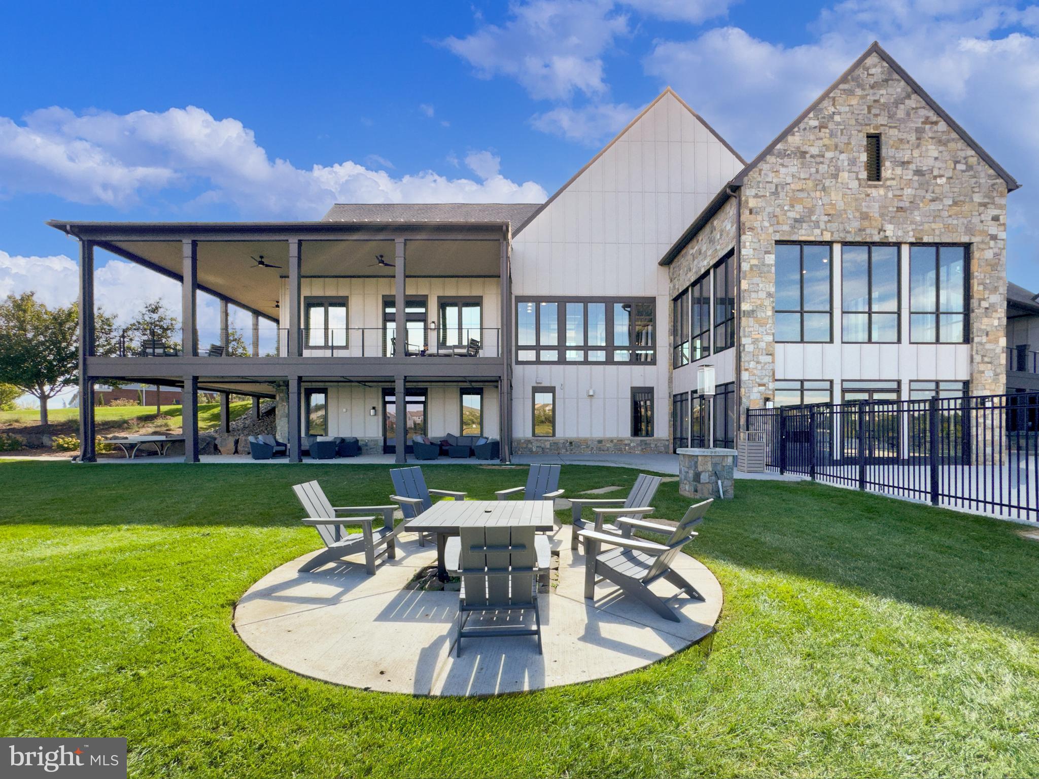42821 BEAVER CROSSING SQUARE