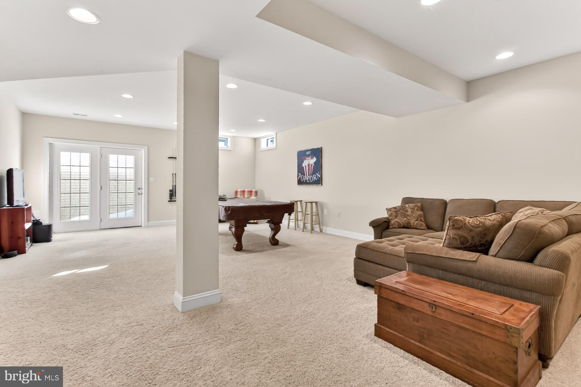 21374 FAIRHUNT DRIVE