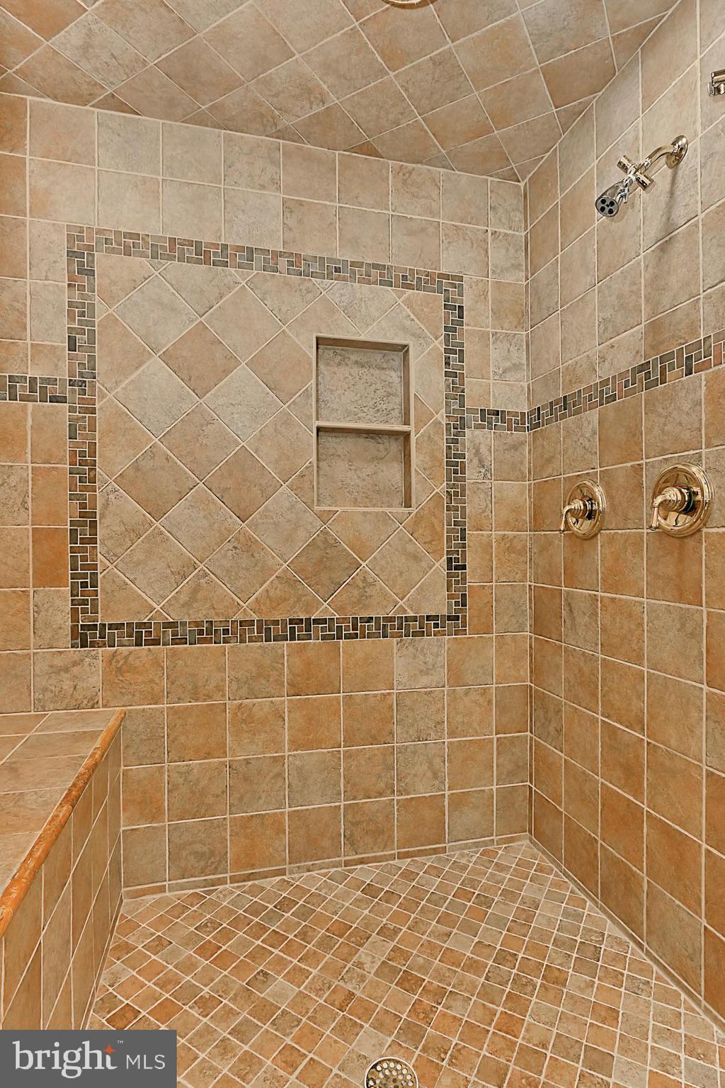 21027 FOREST HIGHLANDS COURT