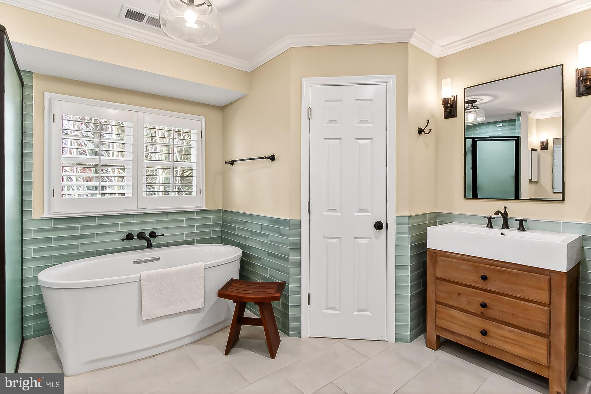 20461 SWAN CREEK COURT