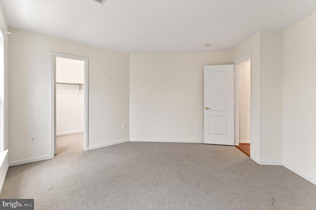 21321 SMALL BRANCH PLACE