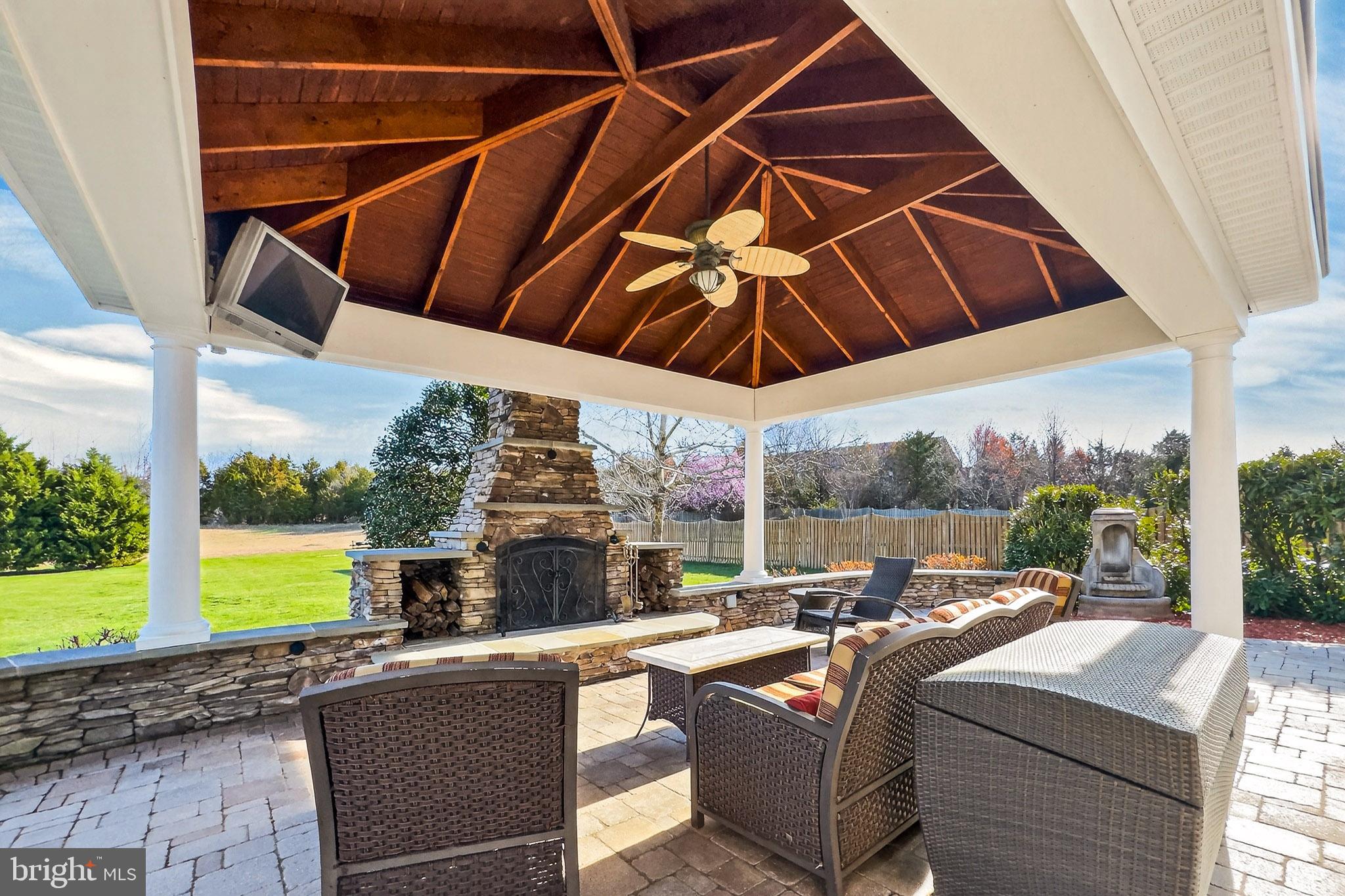 22103 VANTAGE POINTE PLACE