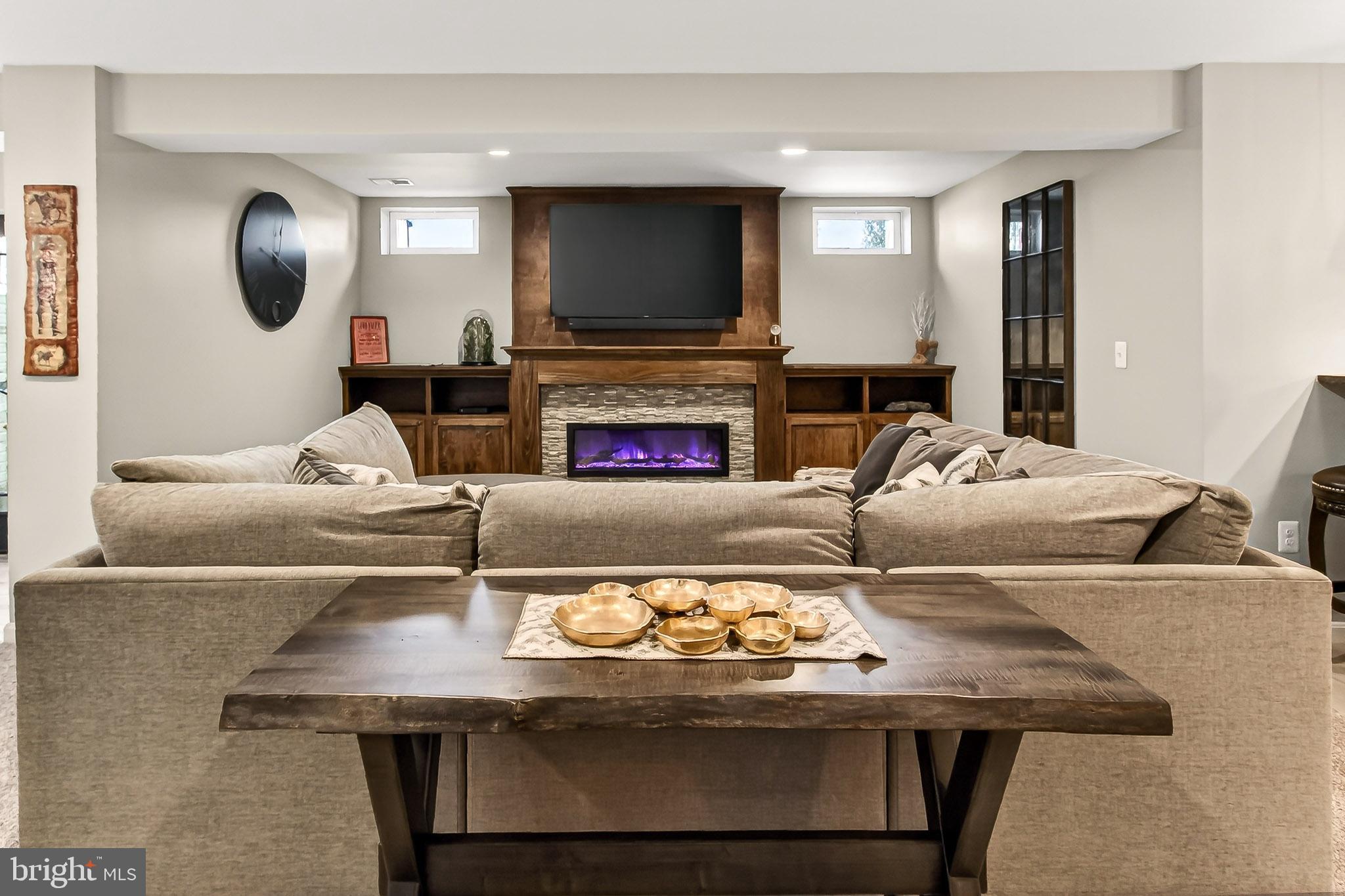 22103 VANTAGE POINTE PLACE