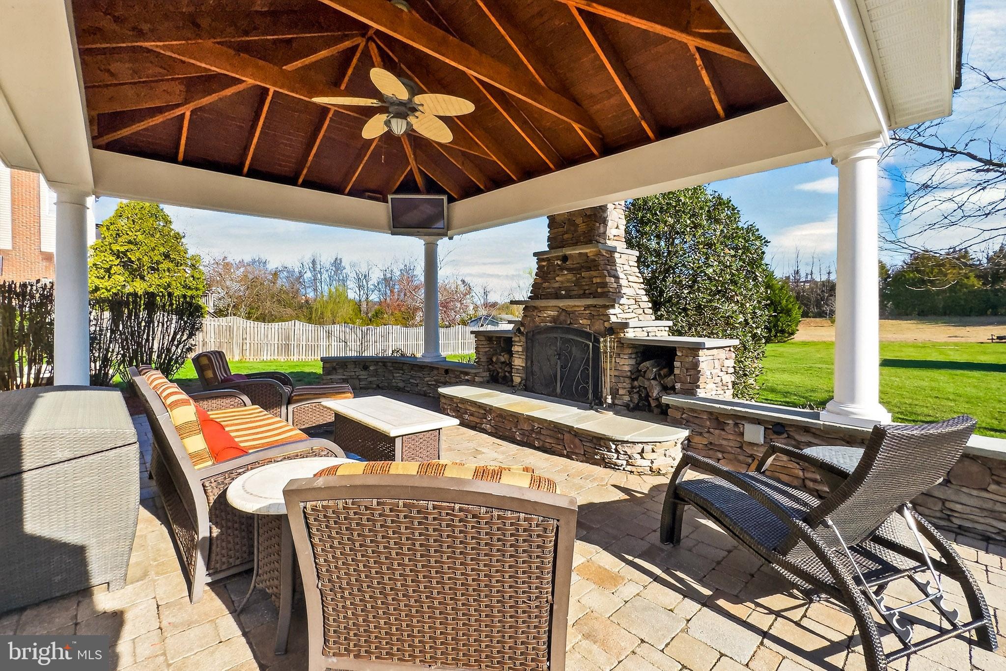 22103 VANTAGE POINTE PLACE