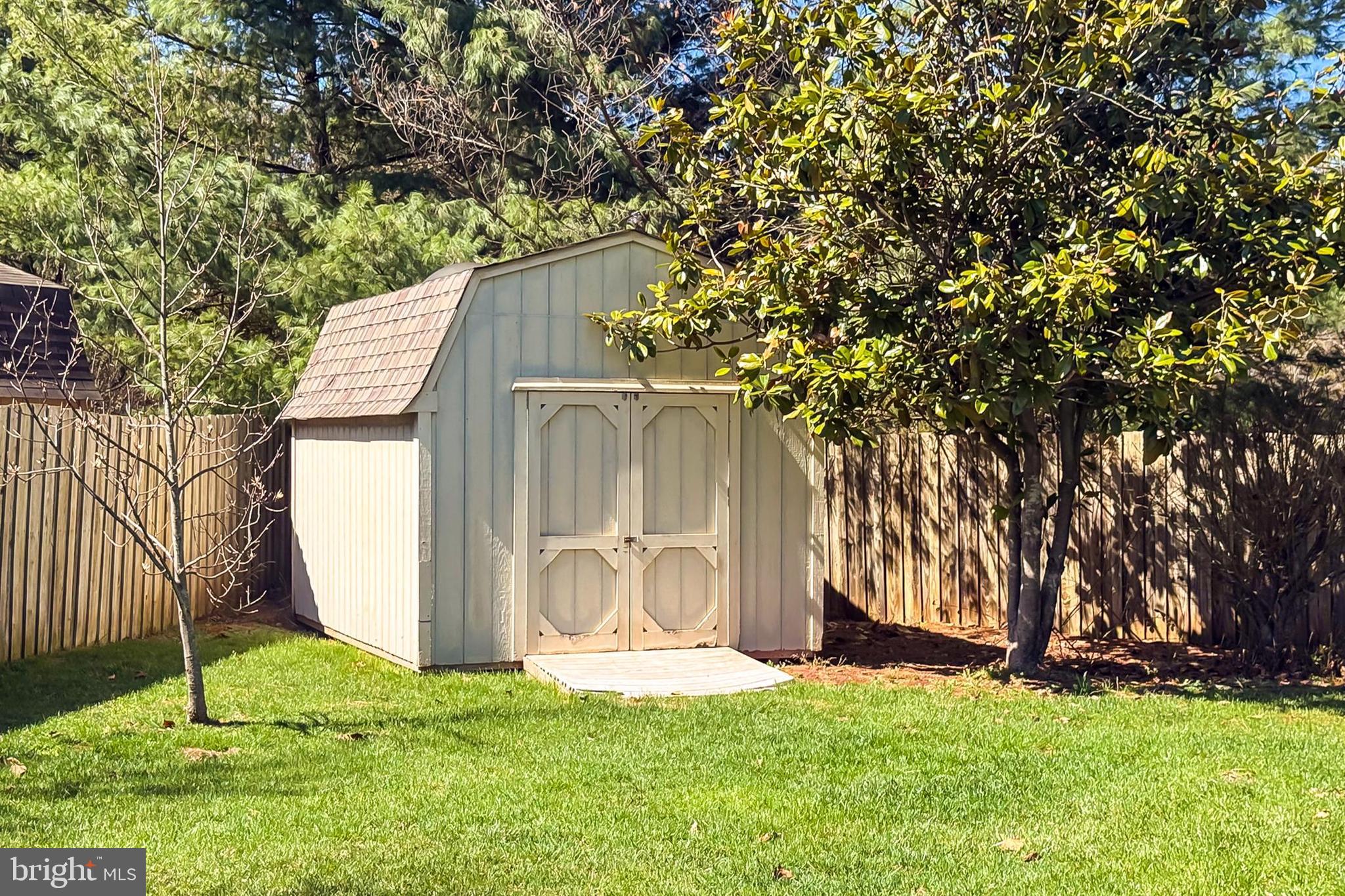 43884 LOGANWOOD COURT