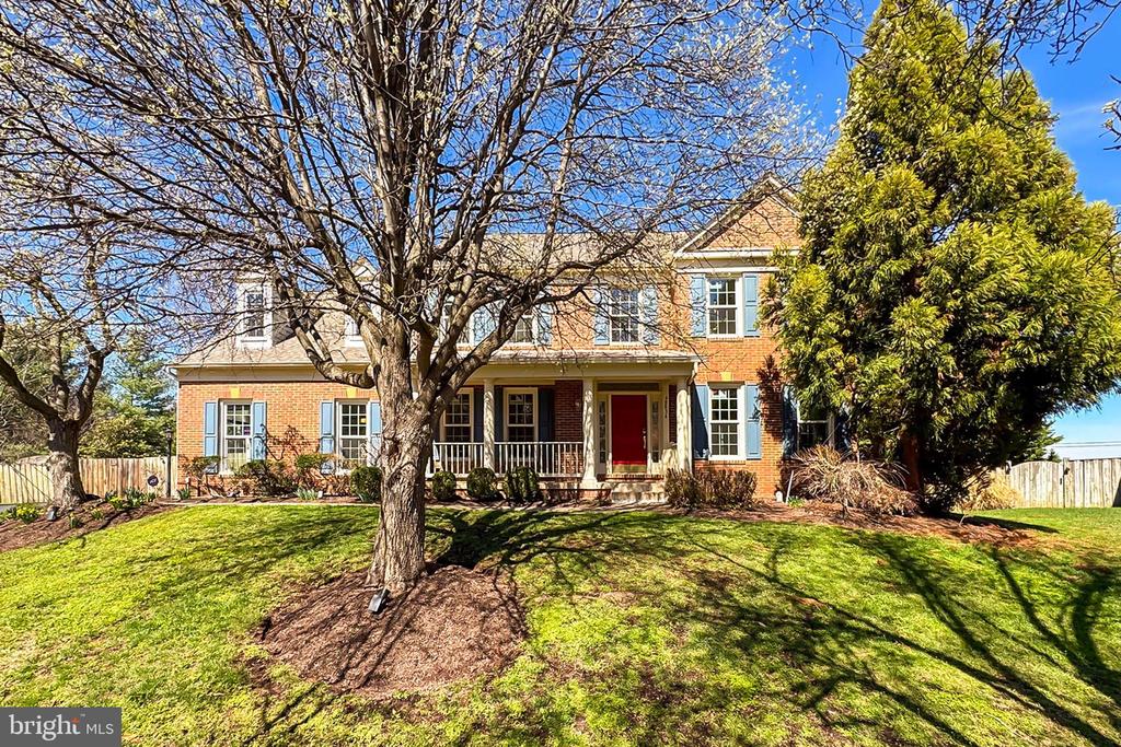 43884 LOGANWOOD COURT