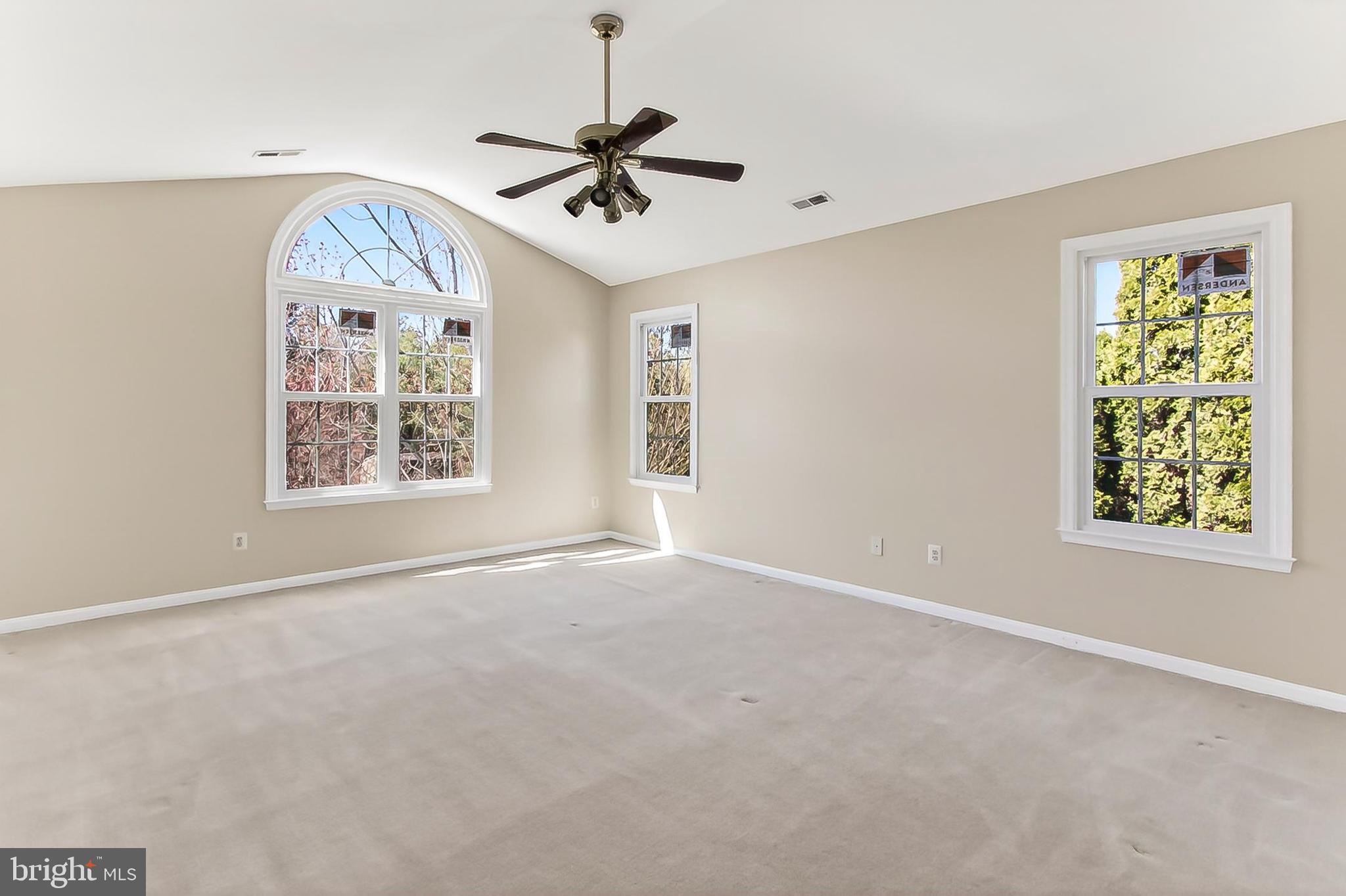 43884 LOGANWOOD COURT