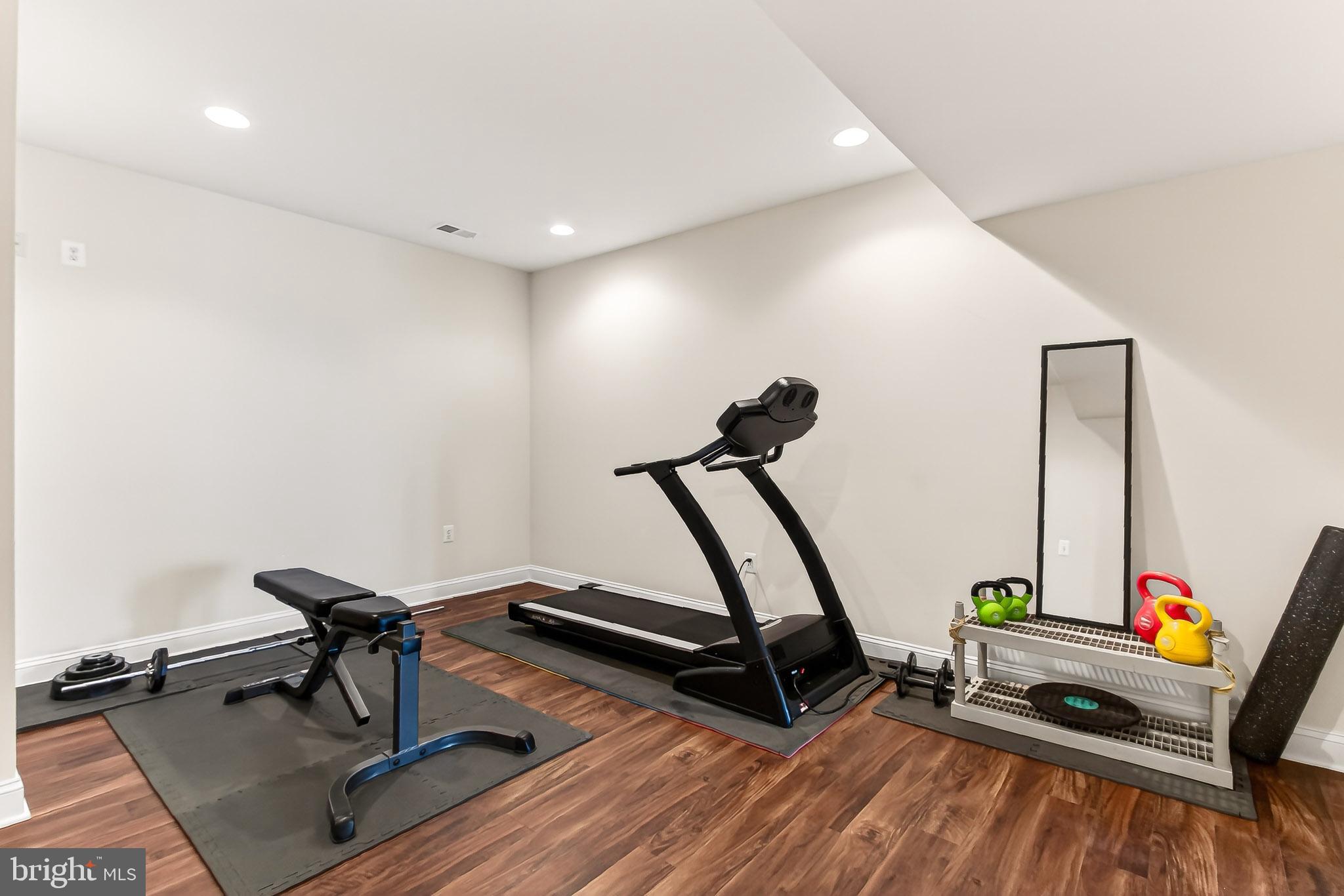 21379 FAIRHUNT DRIVE