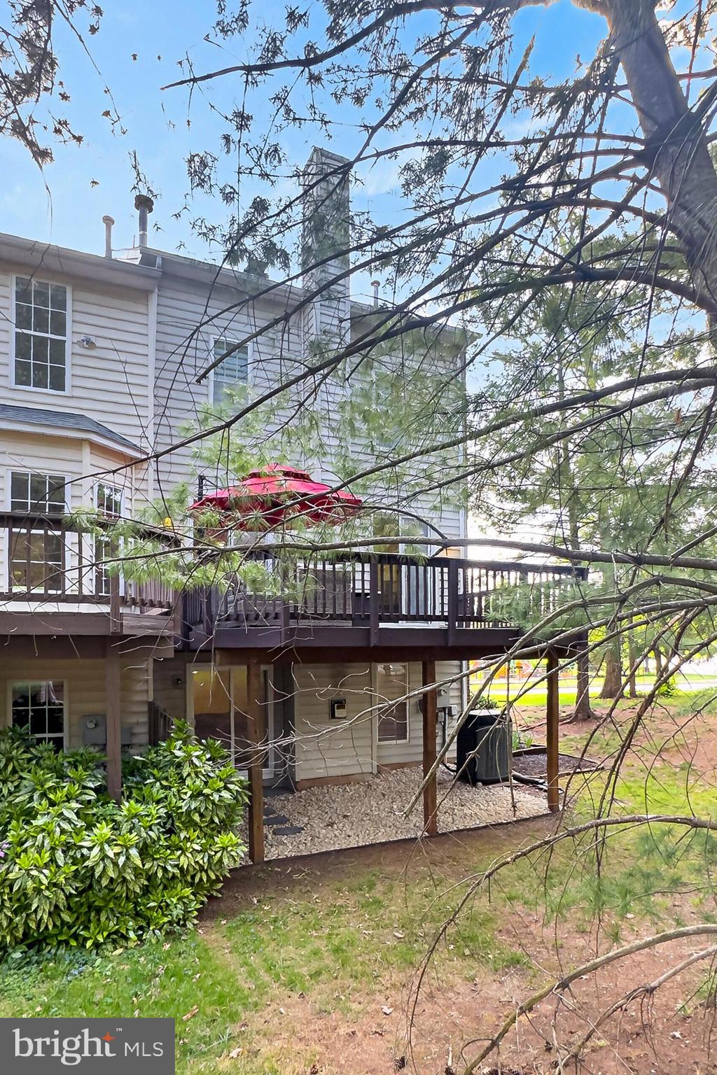 44039 KINGS ARMS SQUARE