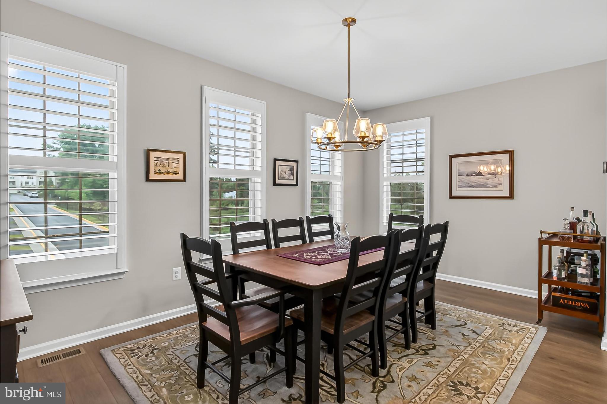 1700 MOCKING JAY TERRACE NE