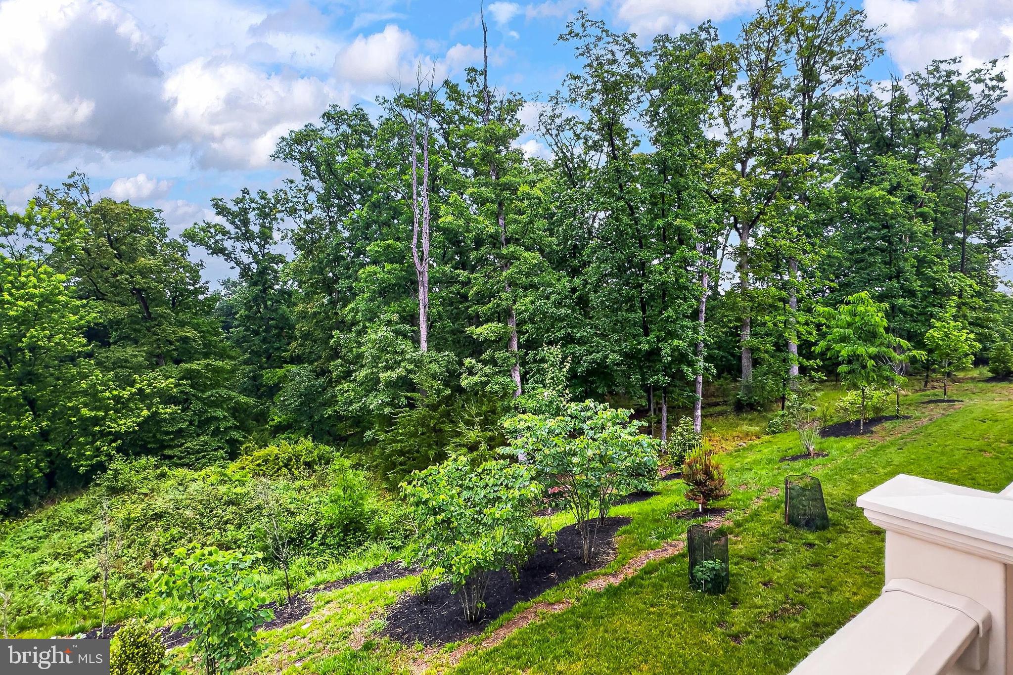 1700 MOCKING JAY TERRACE NE