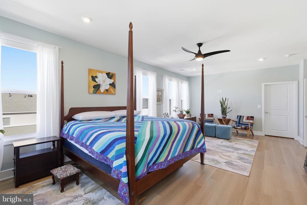 23679 BOLTON CRESCENT TERRACE Unit: 305