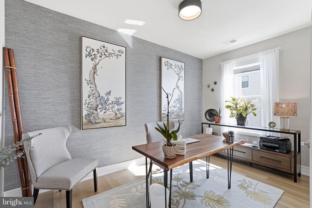 23679 BOLTON CRESCENT TERRACE Unit: 305