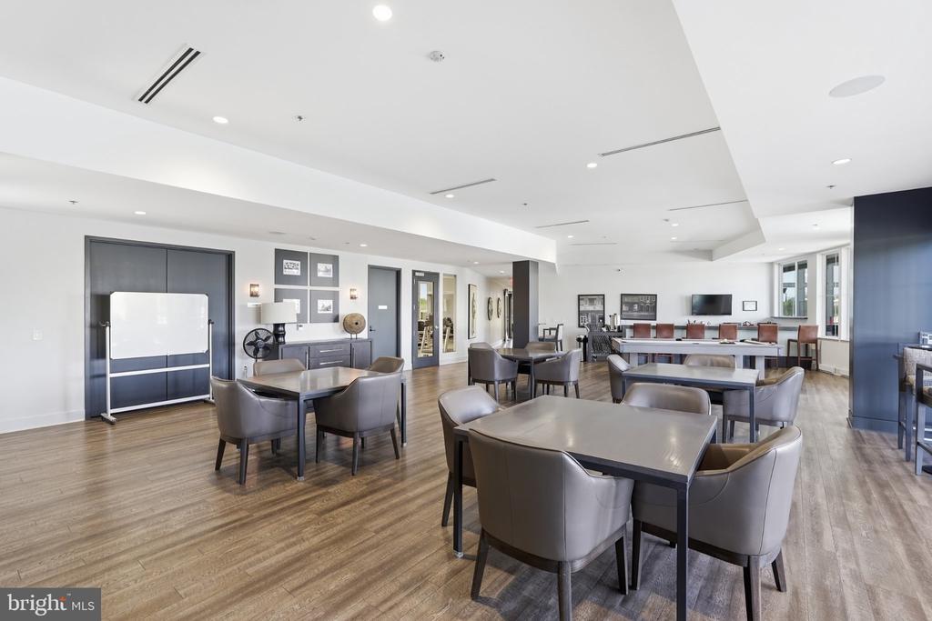 23679 BOLTON CRESCENT TERRACE Unit: 305