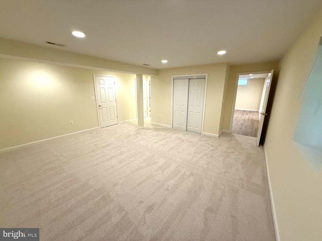 15463 LEGACY WAY