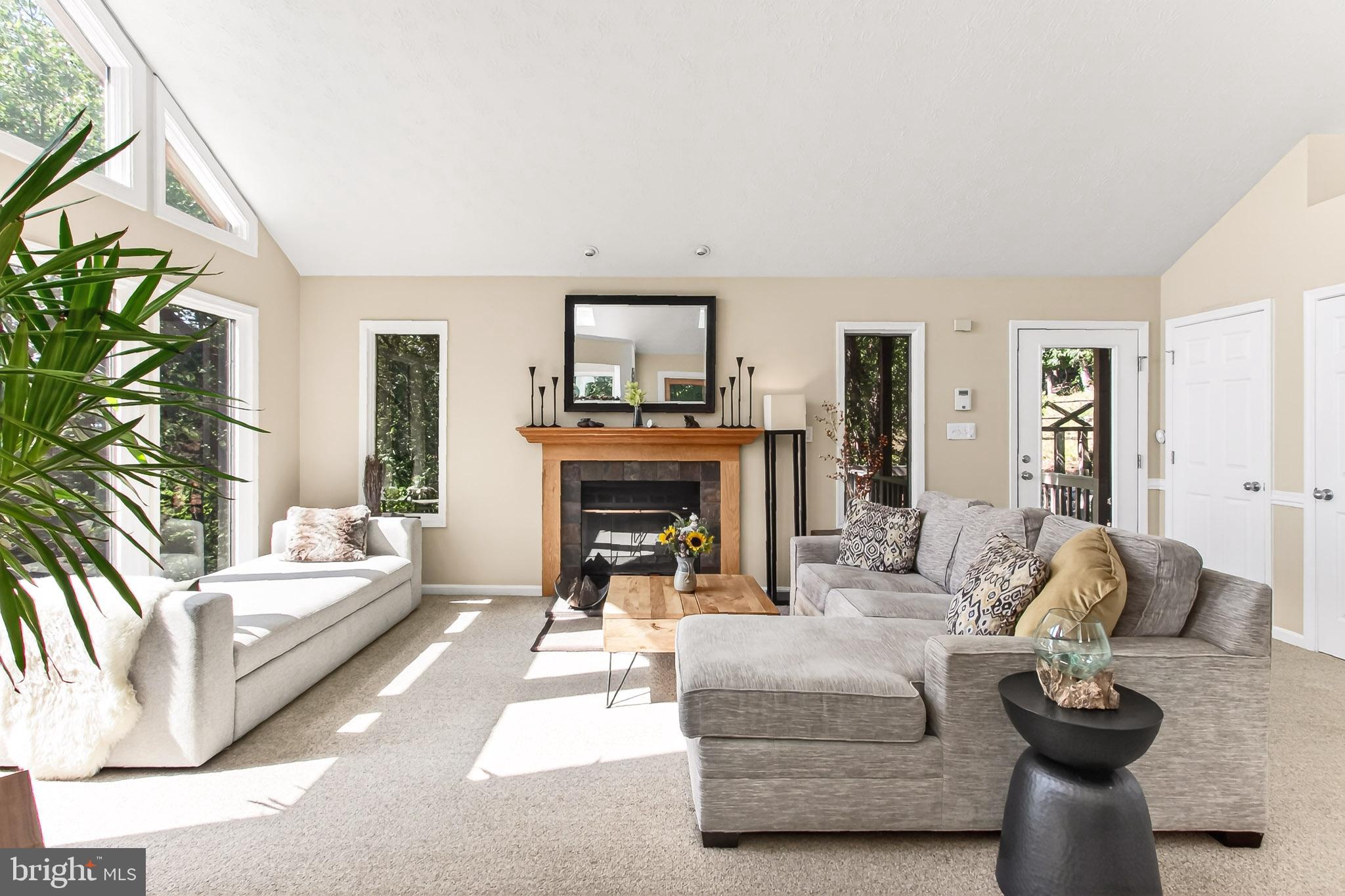 2090 PAINTER COURT