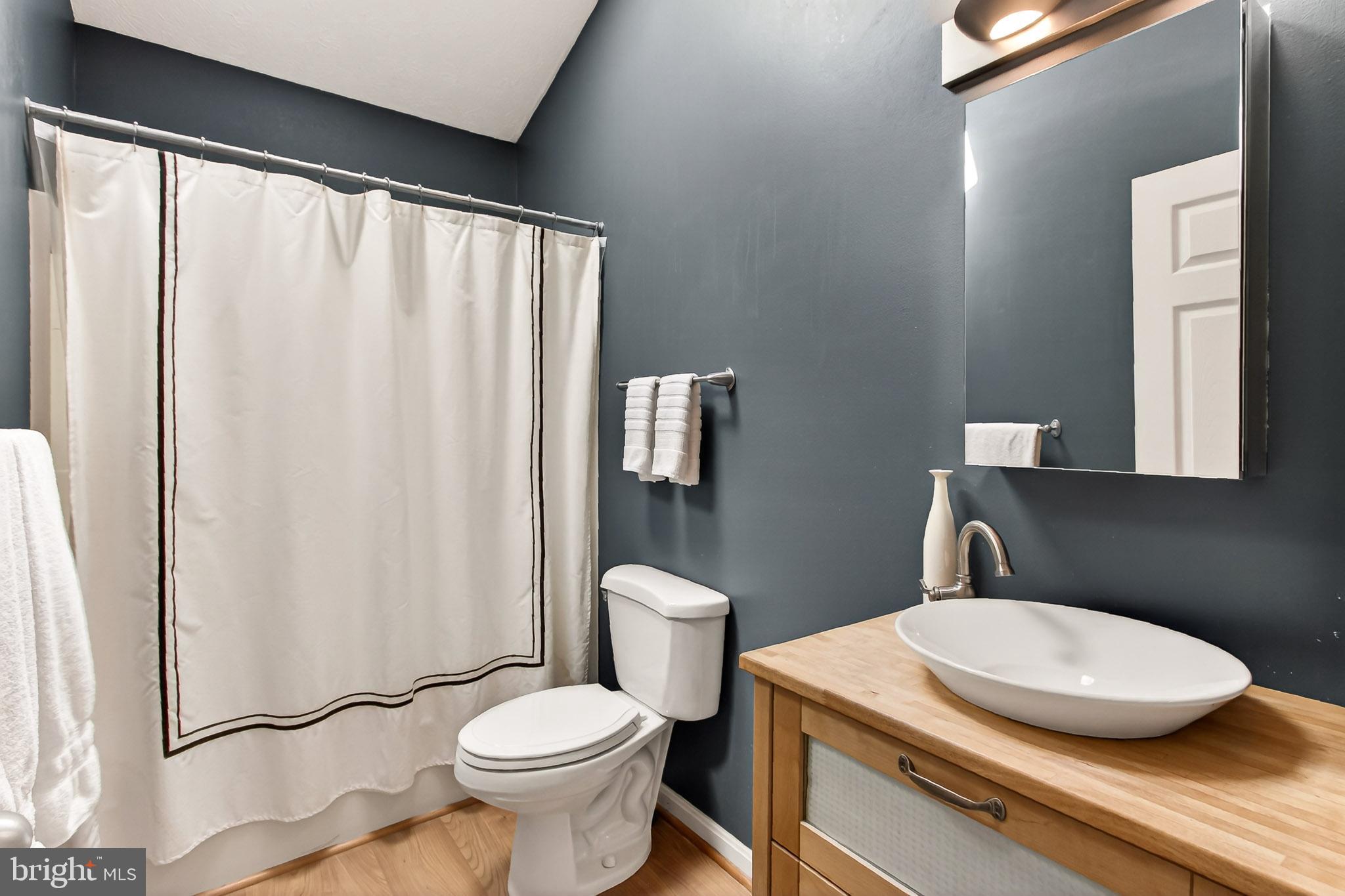 2090 PAINTER COURT