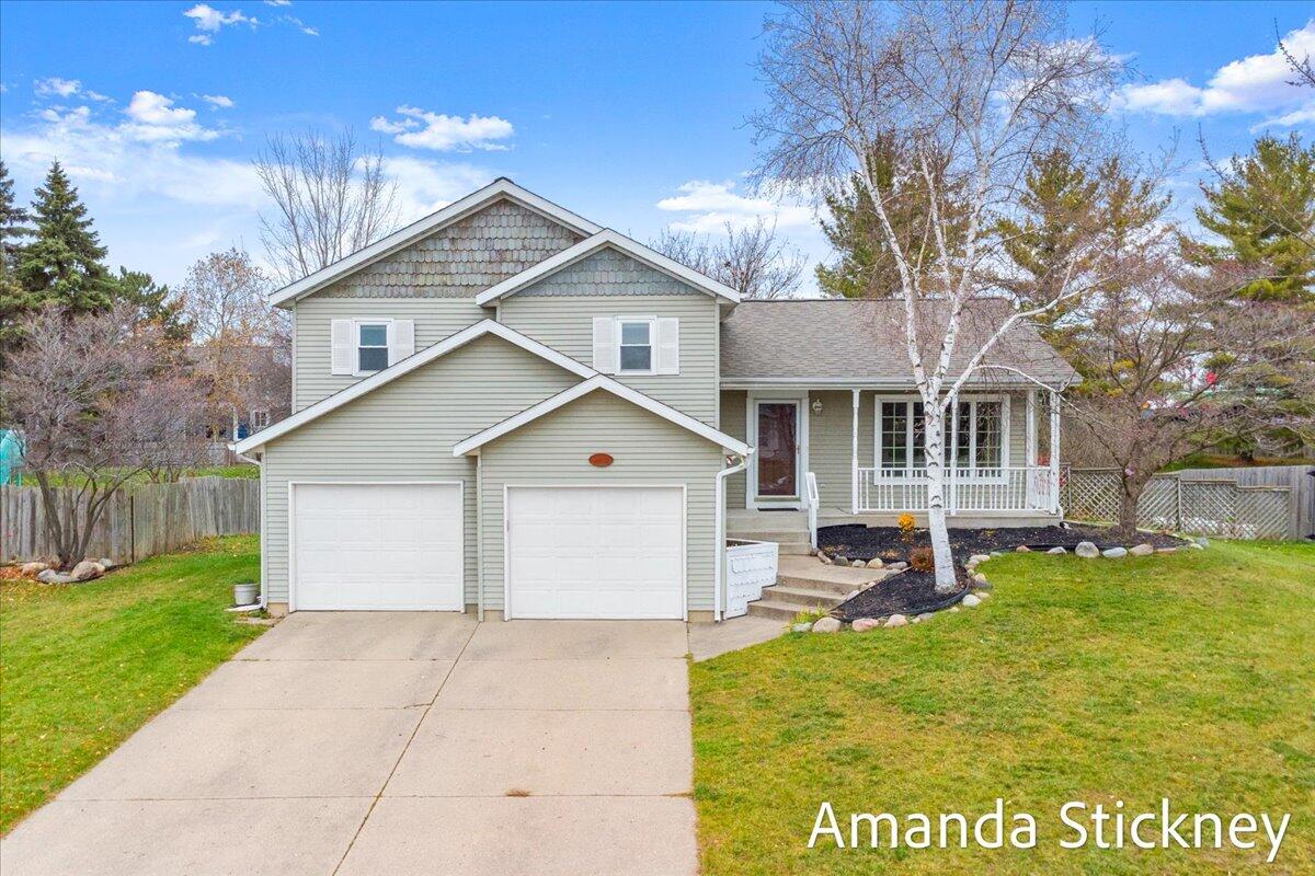 4910 Weatherstone Lane SE