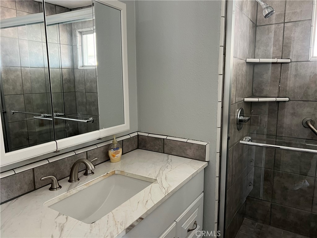 950 California Street 22