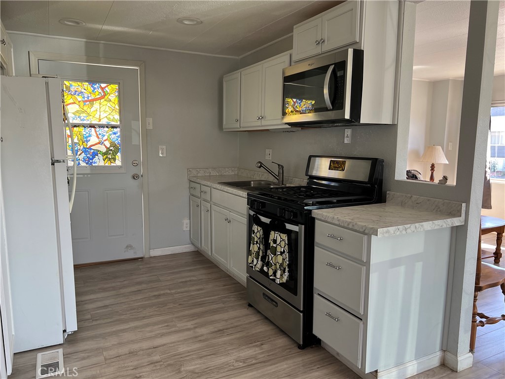 950 California Street 22