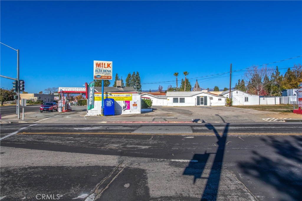 1041 Calimesa Boulevard