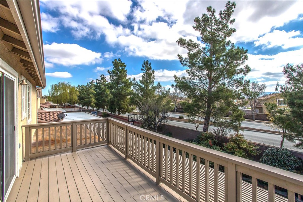 1525 Midnight Sun Drive