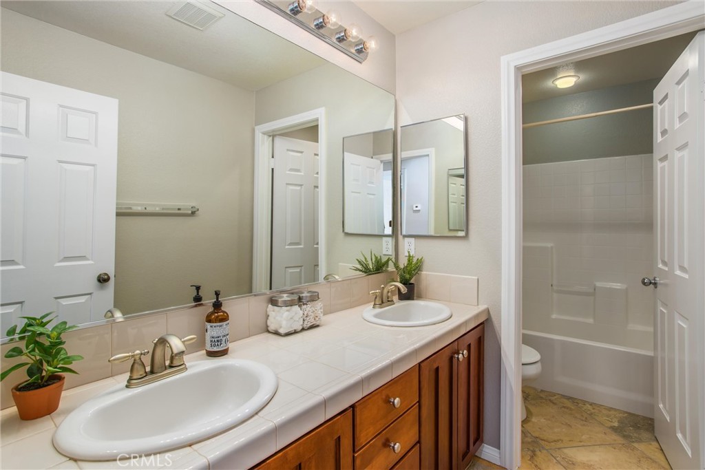 1525 Midnight Sun Drive