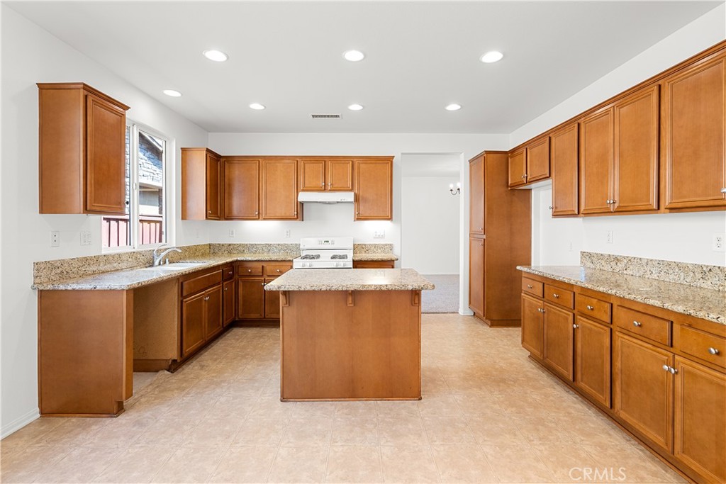 36902 Meadow Brook Way