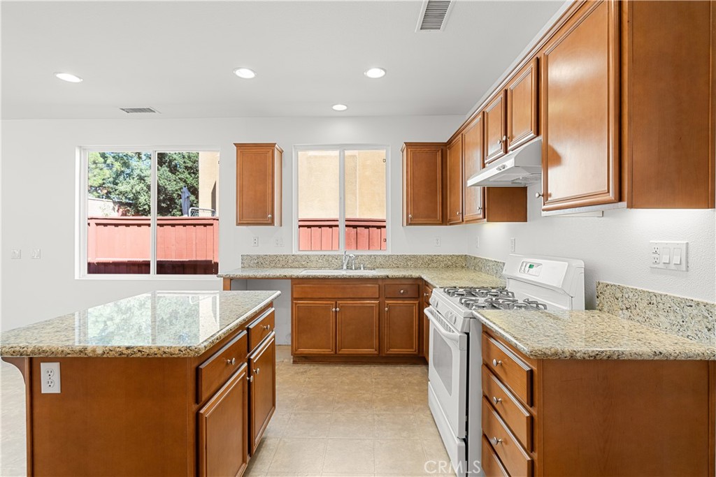 36902 Meadow Brook Way