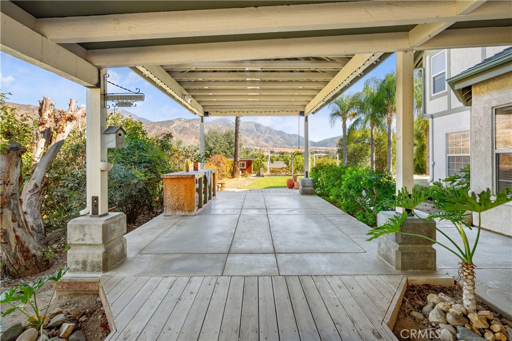 10320 Country Lane