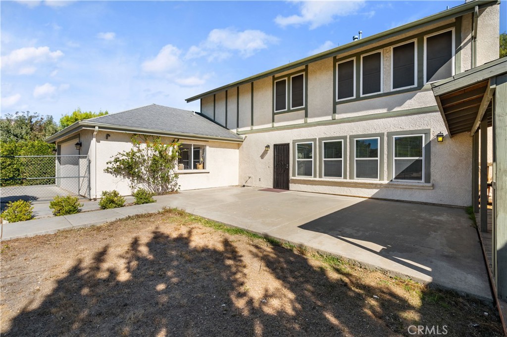 10320 Country Lane