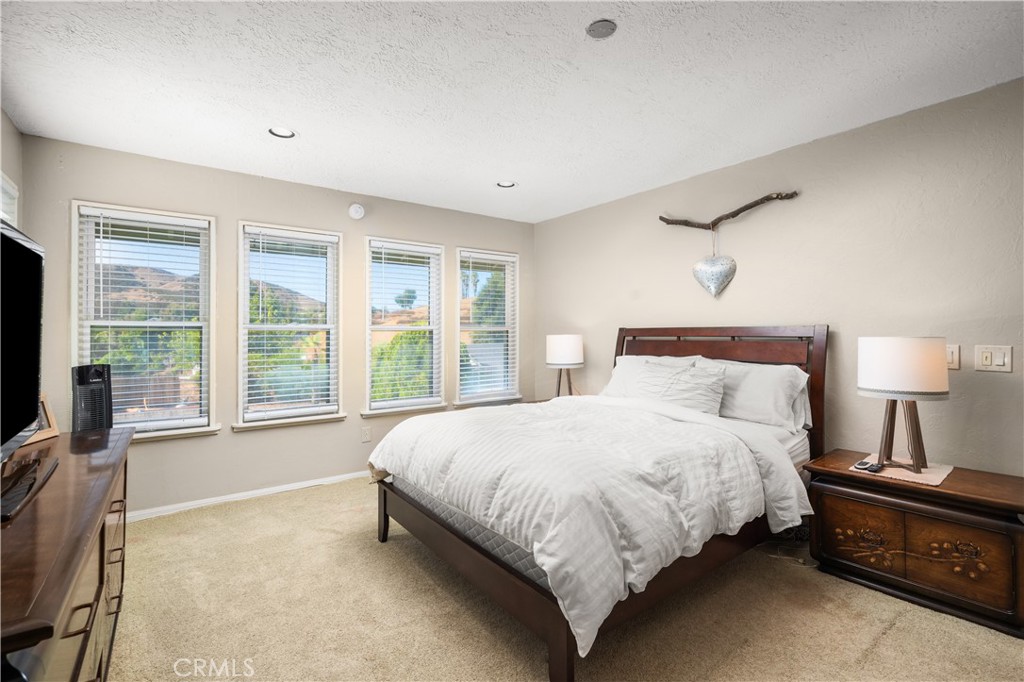 10320 Country Lane