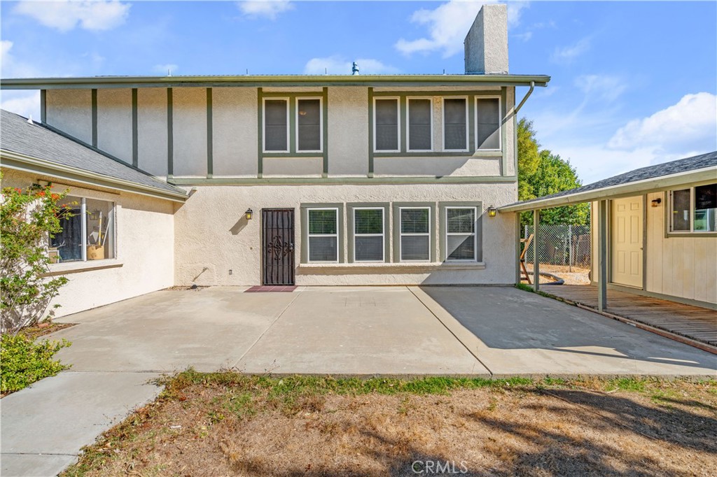 10320 Country Lane