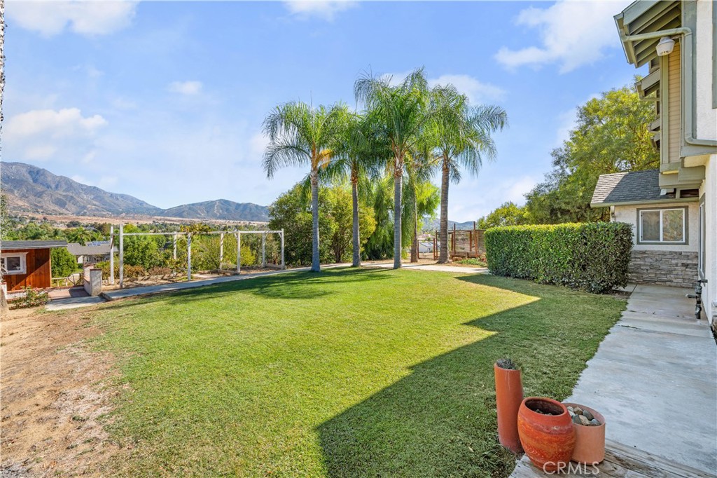 10320 Country Lane