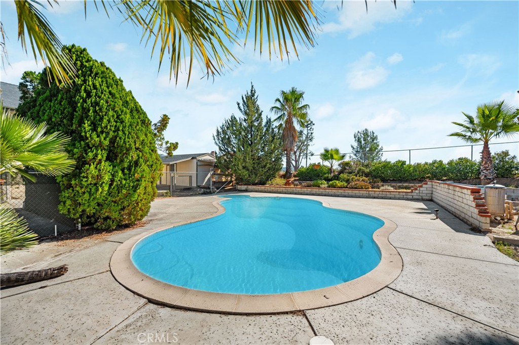 10320 Country Lane