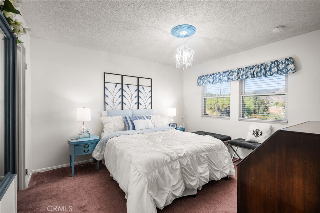 10320 Country Lane