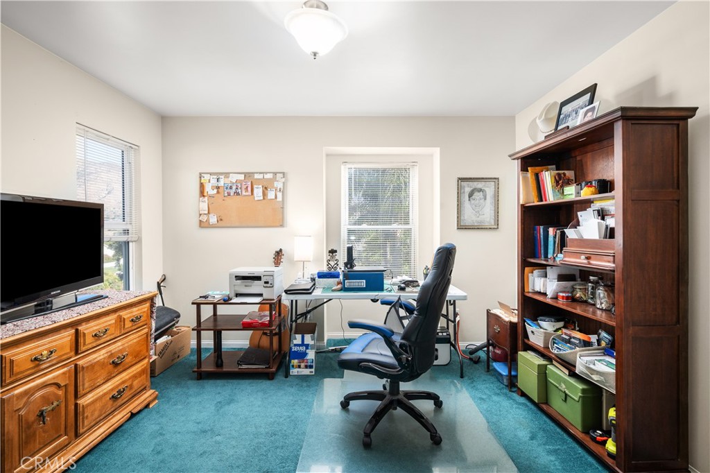 10320 Country Lane