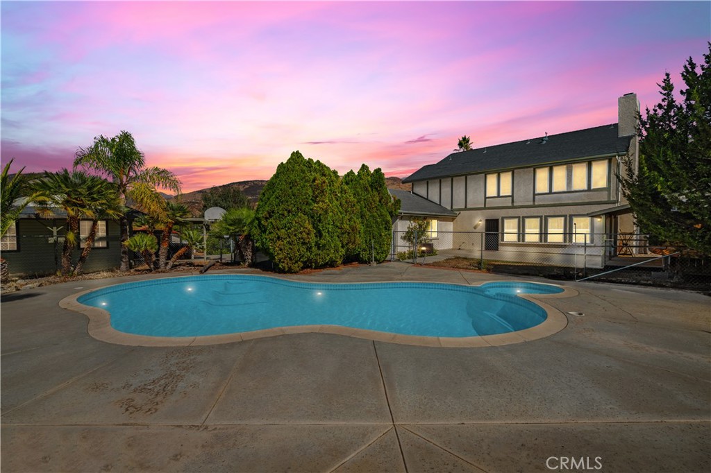10320 Country Lane